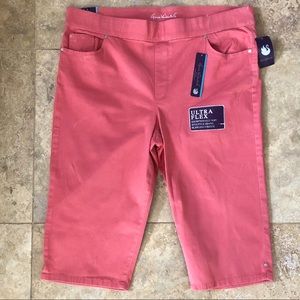 gloria vanderbilt avery pull on capris